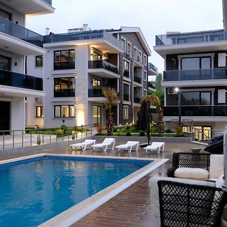 Aparthotel Flower City Suits Yalova  Exterior foto