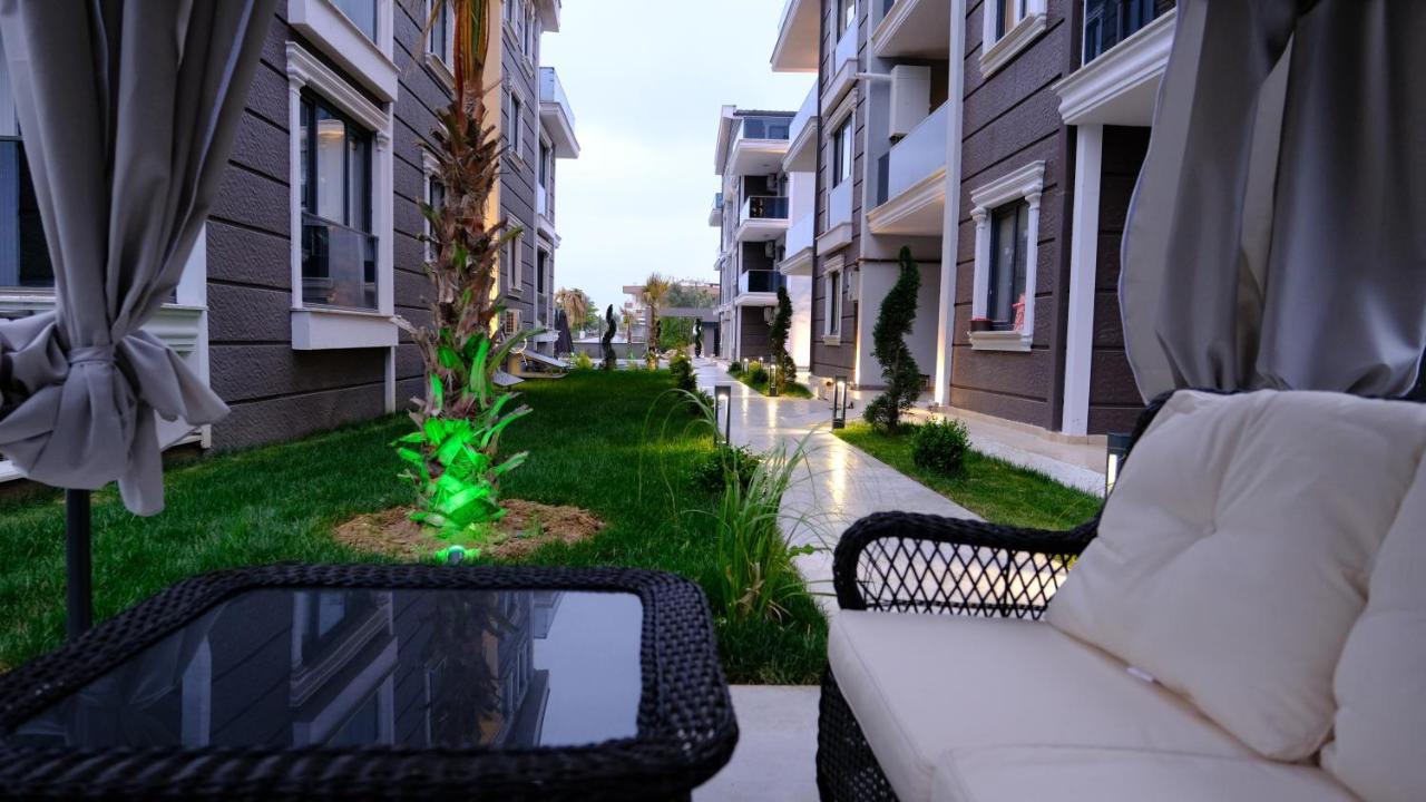 Aparthotel Flower City Suits Yalova  Exterior foto